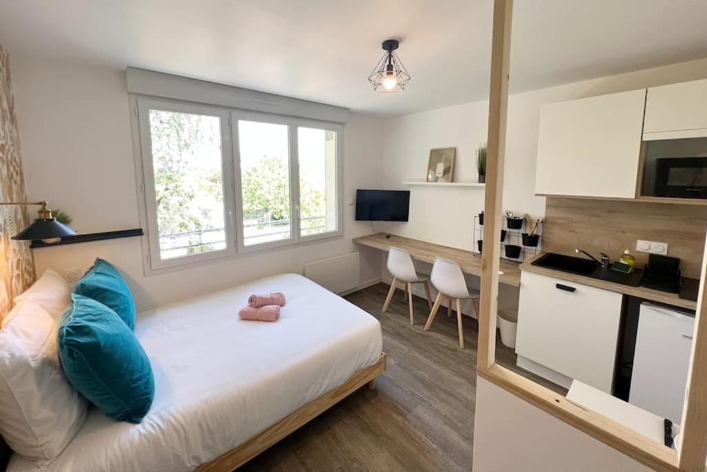 Suite Le Studio Mangue - Cosy & Vue Sur Le Jardin - Plages A Proximite Saint-Nazaire  Extérieur photo